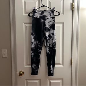 Balance Athletica (vitality) atoms cloud leggings